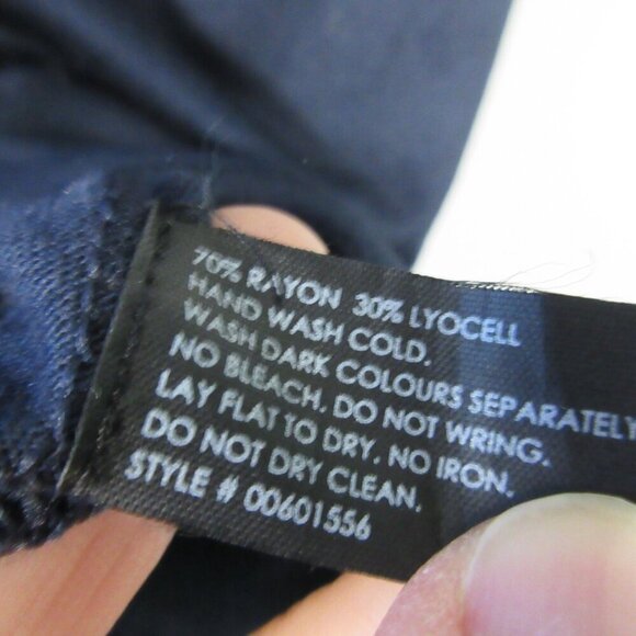 Club Monaco Women's Top Blouse S Blue Short Sleeve Beaded Rayon Blend Casual 184 - Picture 8 of 13